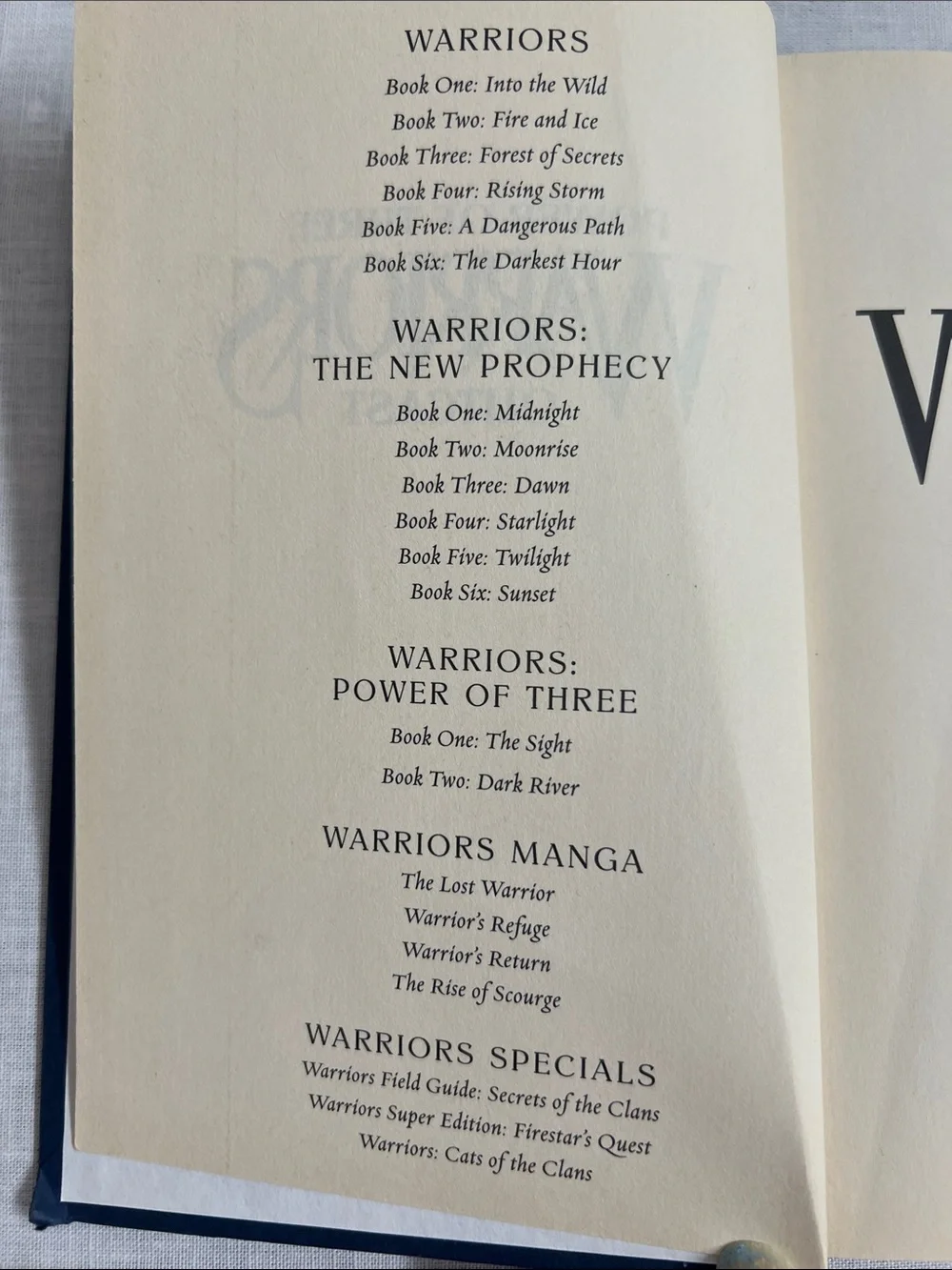 🌞 Power of Three: Warriors  Outcast by Erin Hunter (HarperCollins) Hardcover